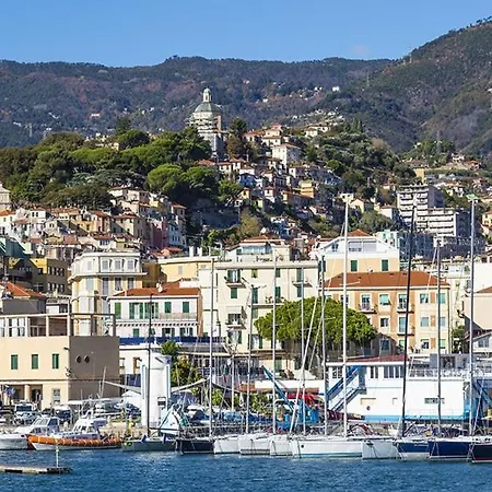 Attico Flora Apartamento